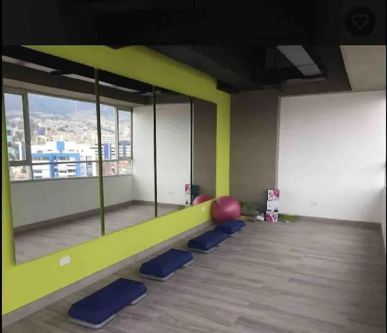 El Mejor Balcon Y Vista De Quito En El Parque La Carolina Coliving Ecuador Appartement 0*,