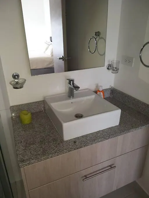 Apartament El Mejor Balcon Y Vista De Quito En El Parque La Carolina Coliving Ecuador 0*,